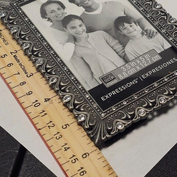 Expressions™ Ornate Silver Tone Metal Frame Holds 3.5" x 5" Photo NEW - Picture 6 of 7